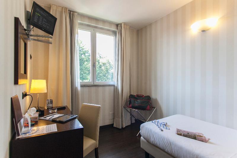 Hotel 2C Legnano Ngoại thất bức ảnh